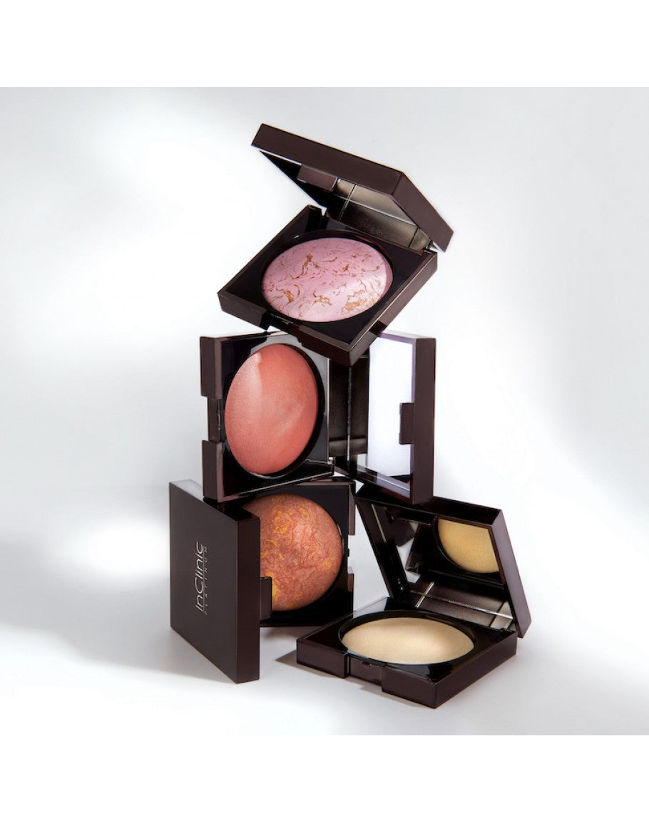 Platinum Illuminating Baked Mineral Powder - BELLA GLOW